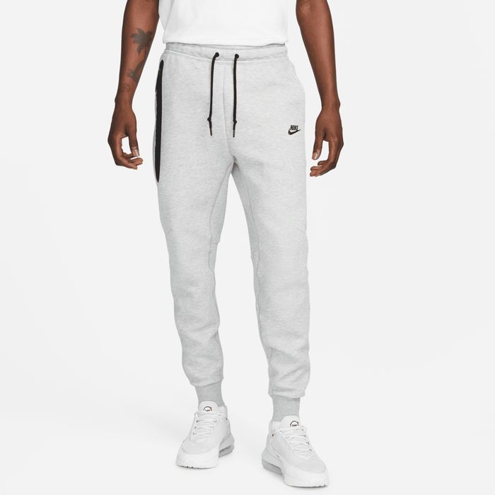 Nike tech fleece джогеры размер L оргинальные