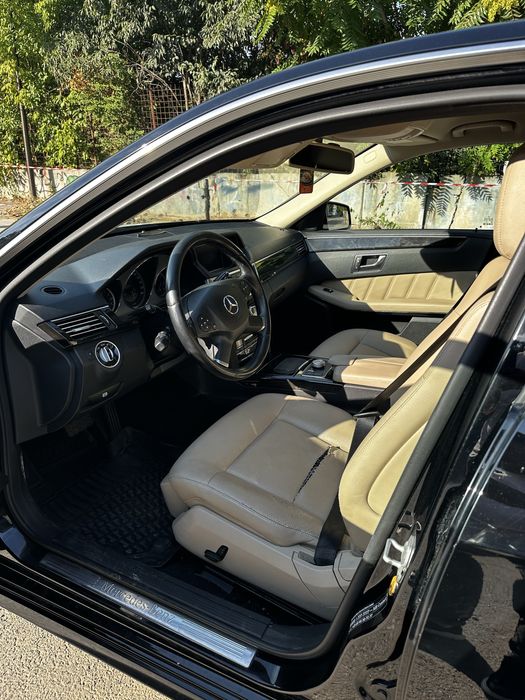 Mercedess E-Class 2011 Avantgarde intretinut