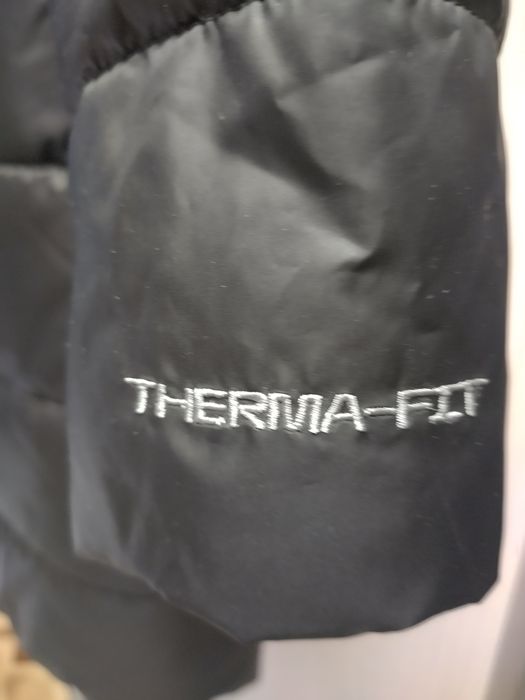 Geacă Nike nouă lungă