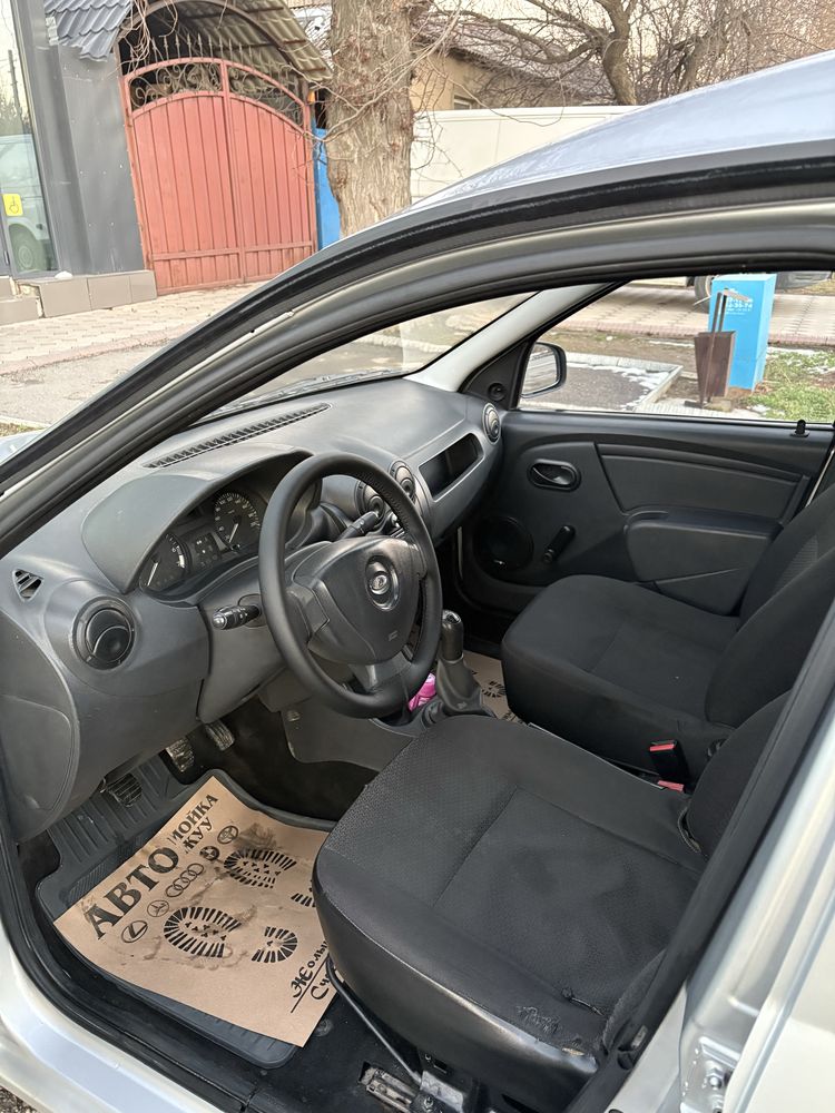 Продам Lada Largus фургон