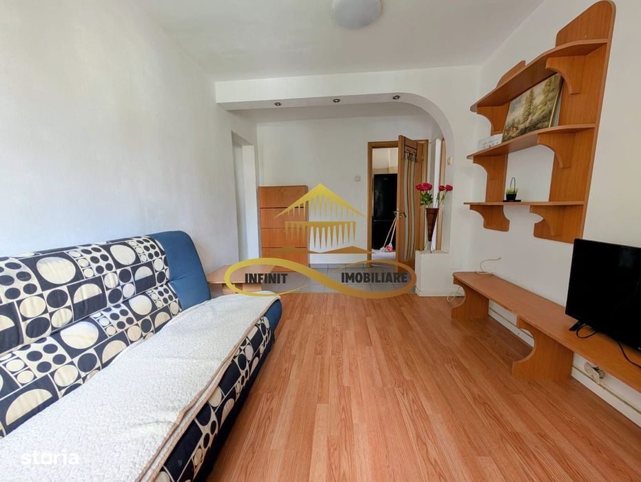 Apartament 3 camere, etaj2, zona Milcov