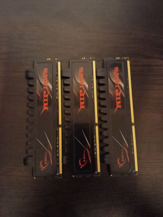 Продавам 4gb ram