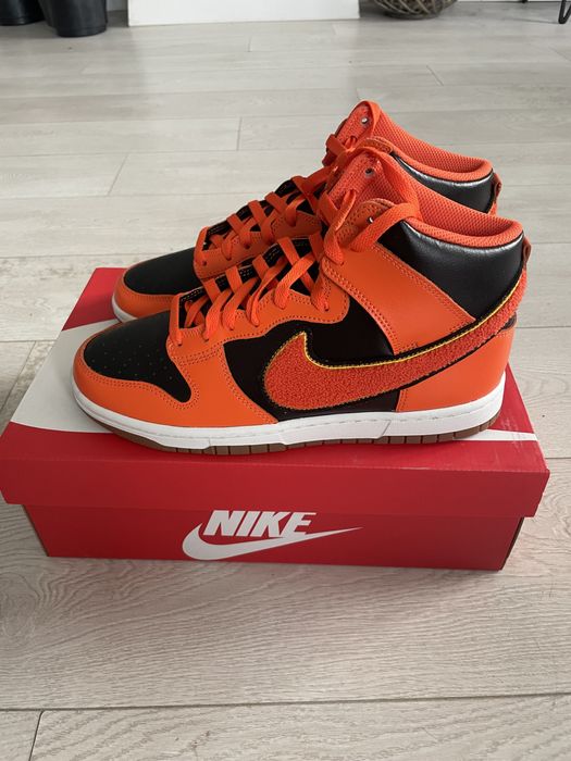 Nike dunk hi retro university