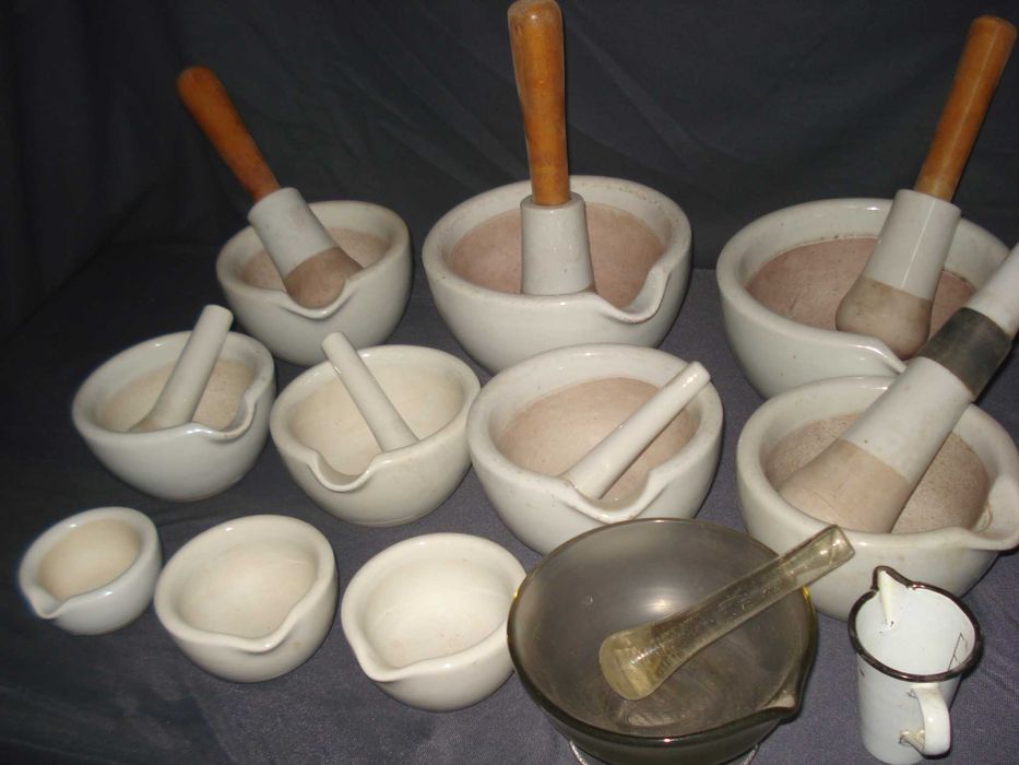 Mojare farmacie laborator analize sticle cu dop picurator rodat