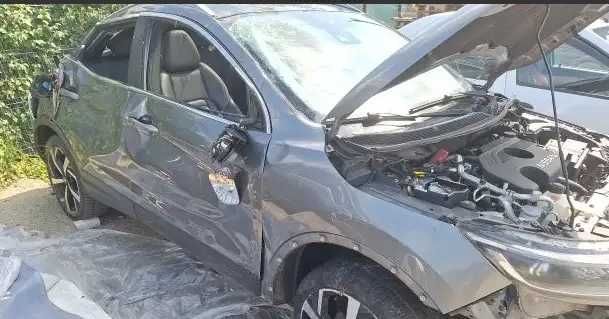 nissan qashqai 2020 1.7dci 4x4 avariat