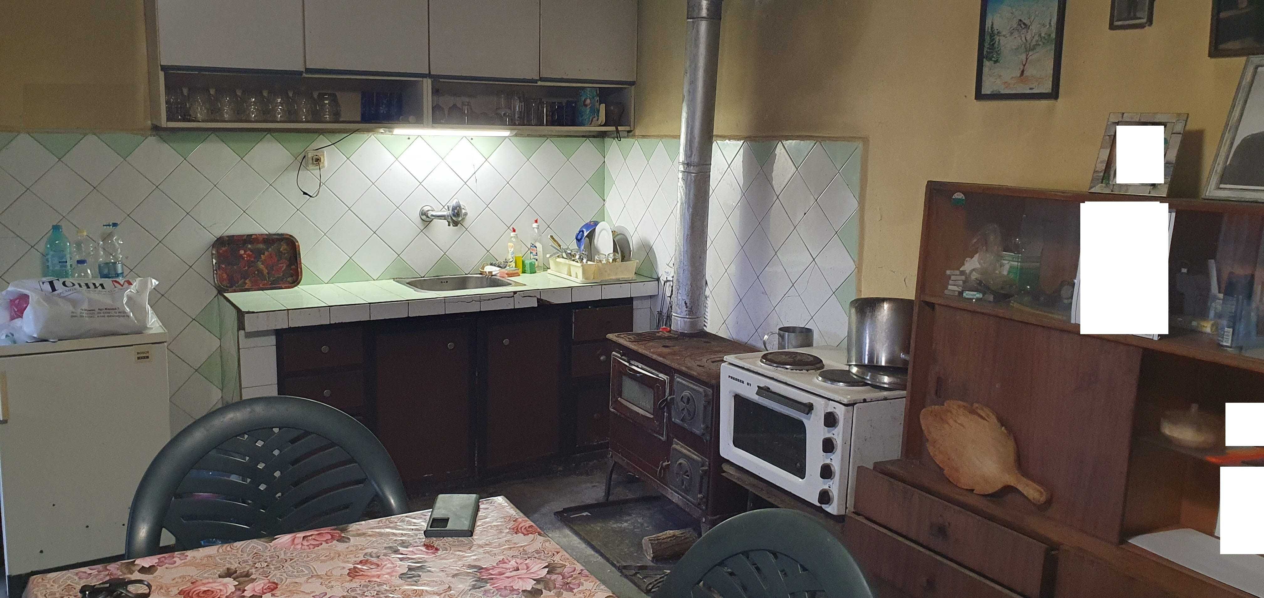 Продава къща в с. Бръшляница, обл. Плевен
