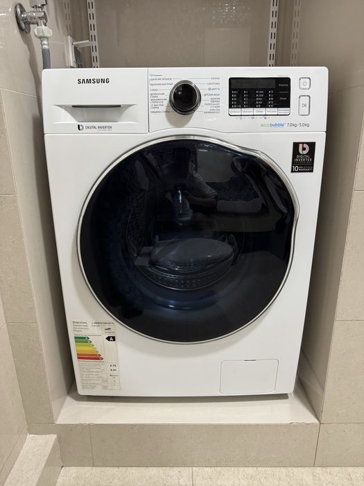 Стиральная машина Samsung eco bubles 2  в 1 с сушилкой