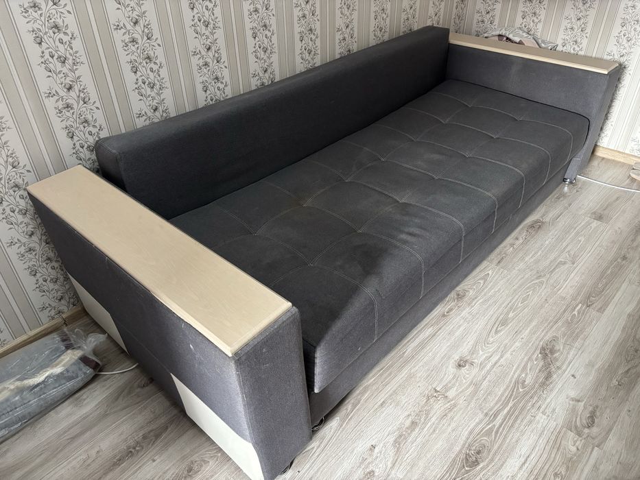 Диван, б/у, 2 метра.