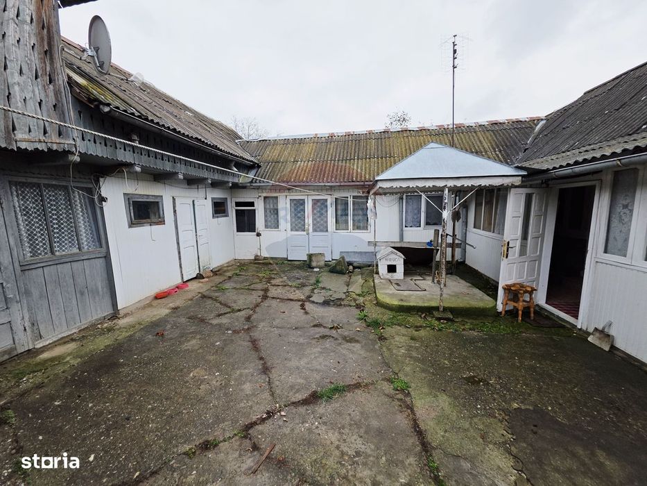 Casă / Vilă cu 4 camere de vânzare
