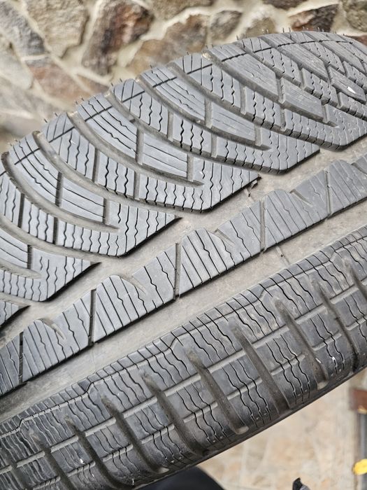 Anvelope Michelin 225/55 R17 Iarna