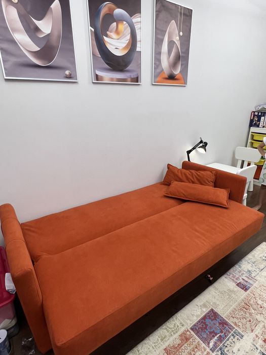 Диван раскладной, новый!