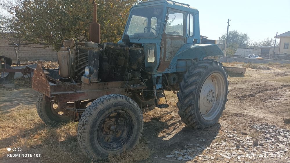 Belarus 80 sotiladi traktor bartavoy naxadu  xamma joyiga garantya 100