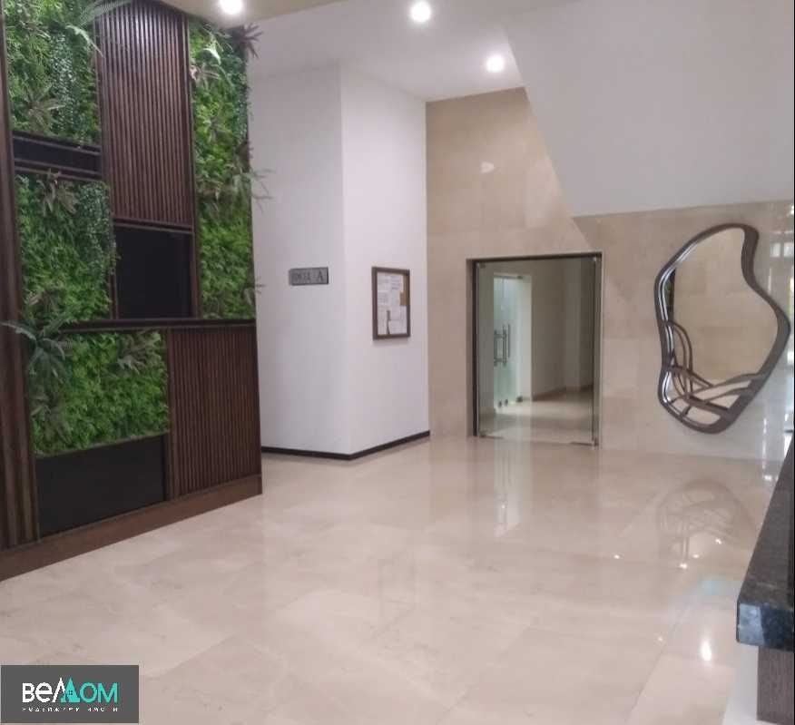 Дава се под наем Тристаен апартамент в Варна, Бриз - 96 кв.м за 1200 € - Снимка #3