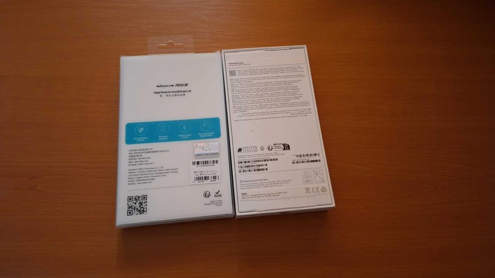 Cutie Iphone 16 Pro Max + Husa Nillkin Super Frosted Shield Pro