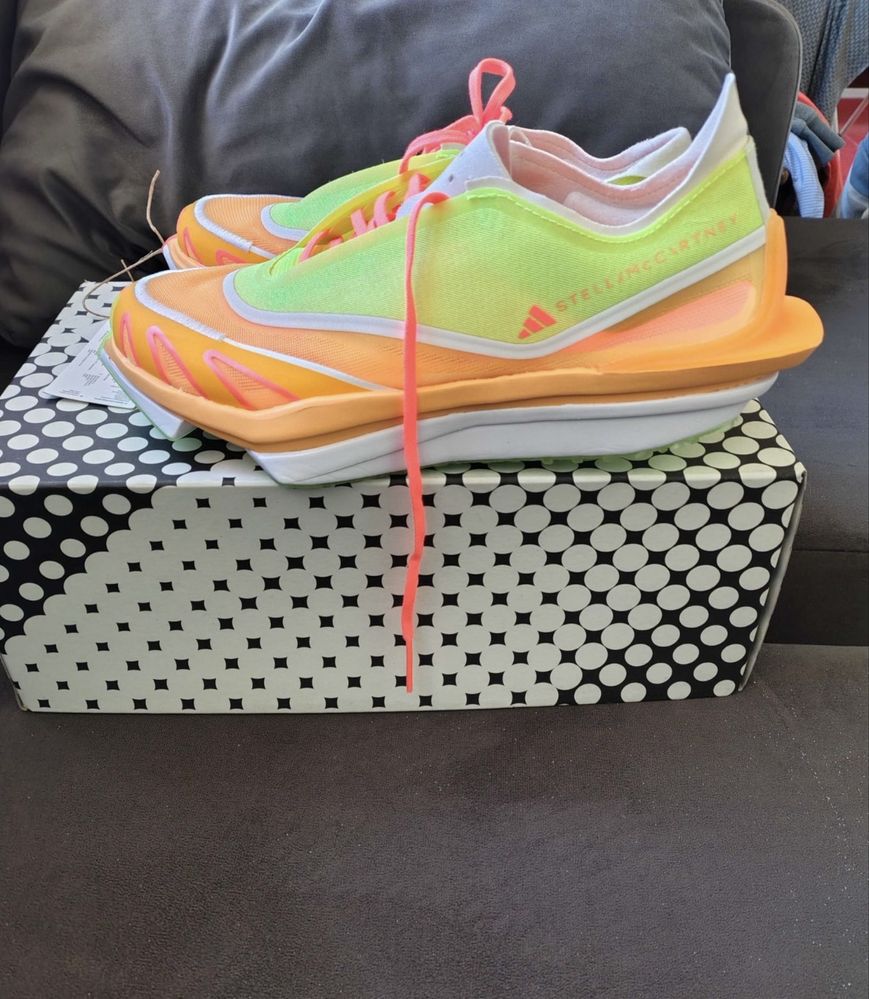 Adidas маратонки за бягане и ежедневно
