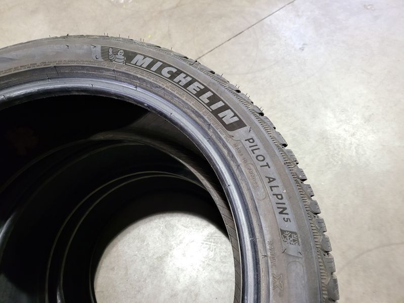 255/40/19//225/45/19 MICHELIN
