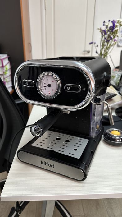 Продам кофемашину Kitford рожковую за 29999 тг!