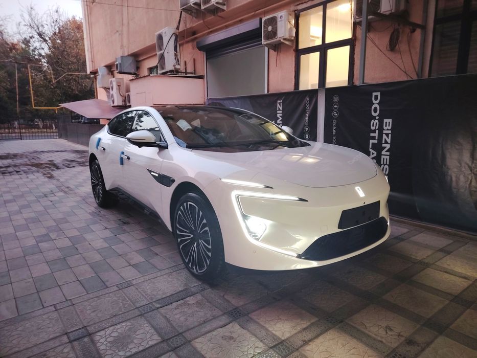 Avatr 12 Гибрид Ultra