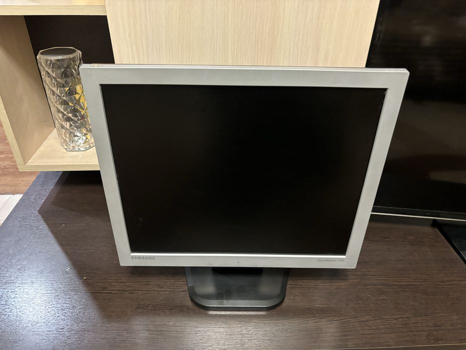 Монитор samsung
