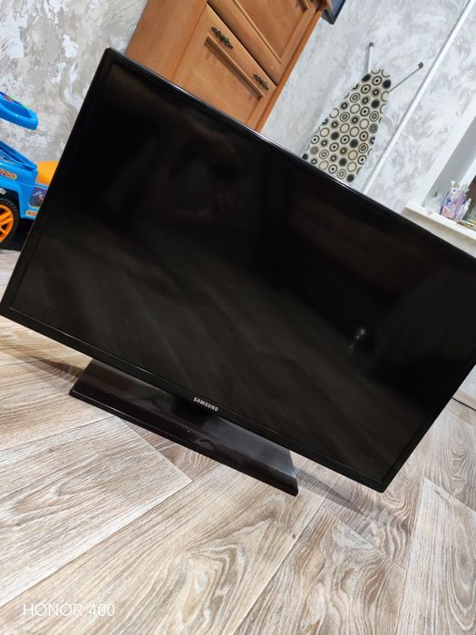Продам телевизор samsung