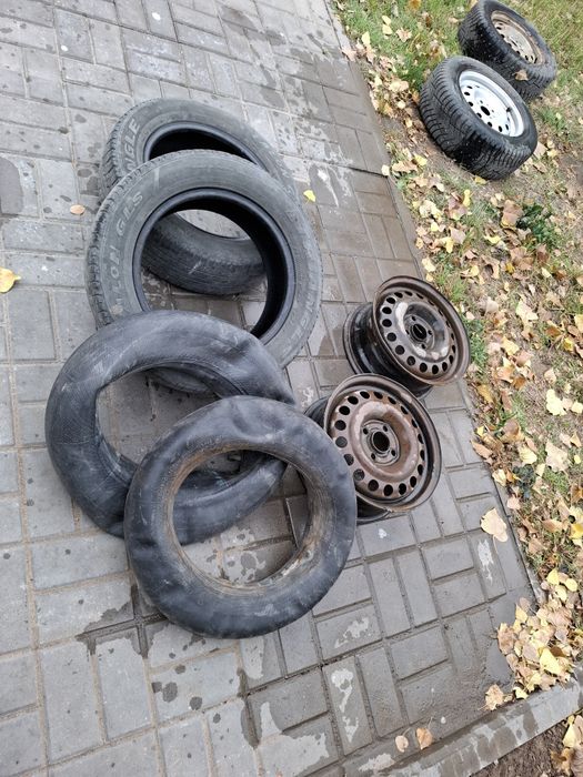 Продам диски шины и камера   на 14 размер