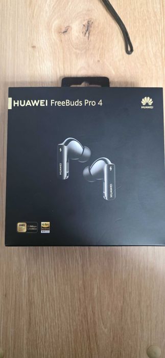 Casti Huawei FreeBuds Pro 4 noi, garantie Emag 2027. Se pot proba.