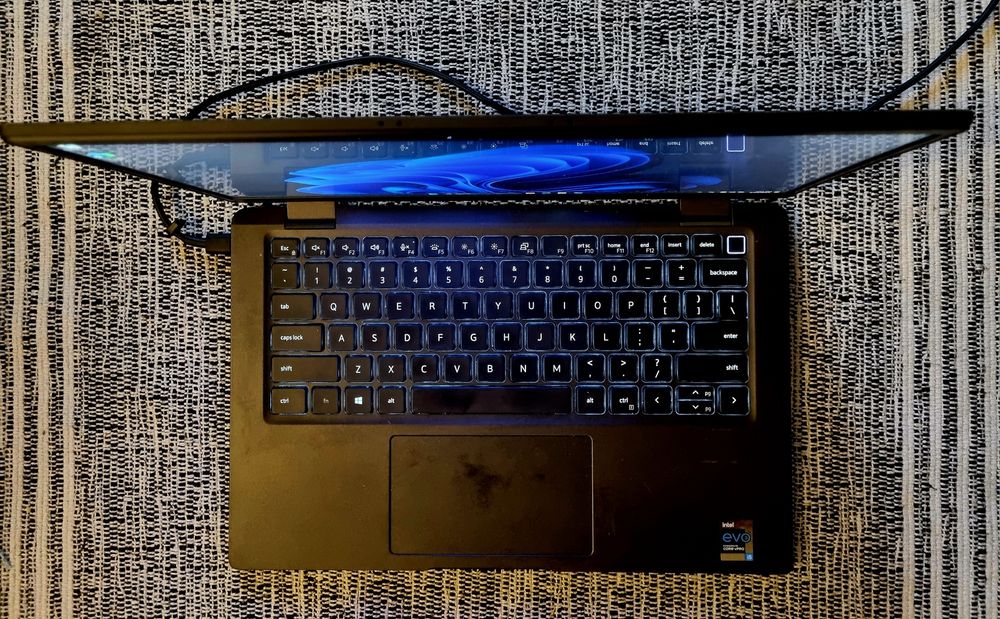 Laptop Dell Latitude 7420