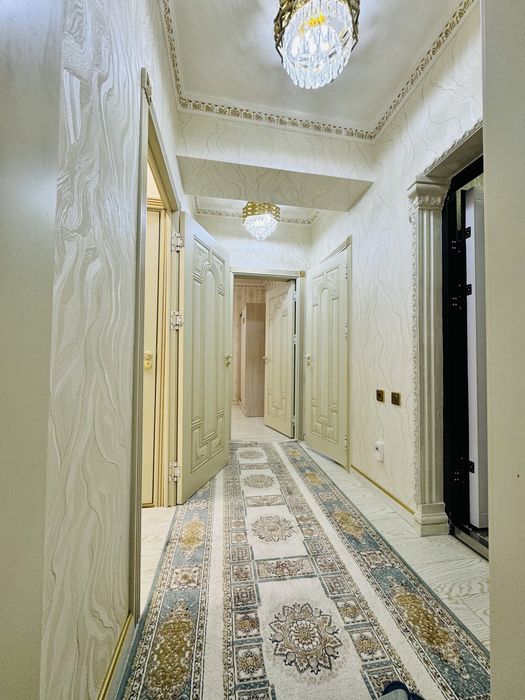 Сдается везде теплый пол на Юнус Абаде 2х комнатная с евро ремонтом