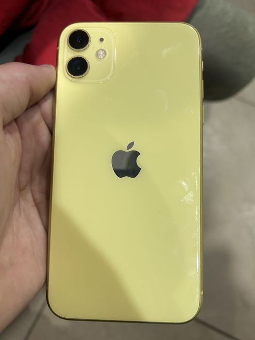 Обменяю айфон на скутер желательно 150 кубов