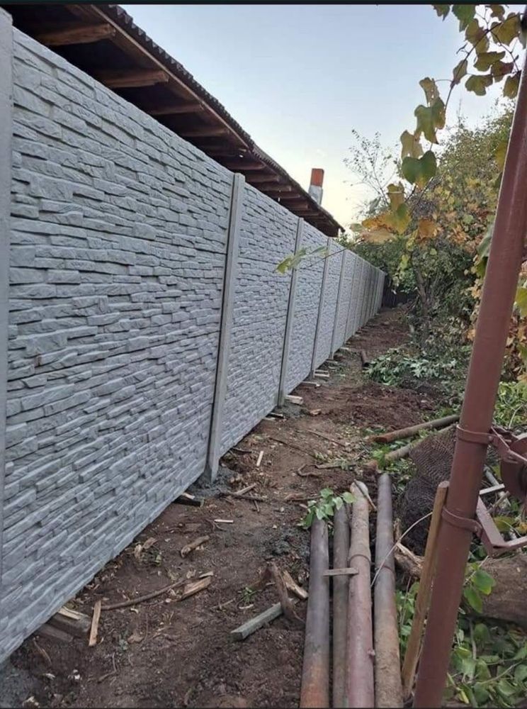 Constructii garduri si porti din plasa bordurata tabla cutata