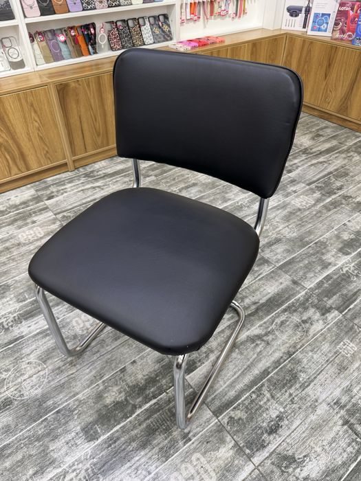 Dafna kreslo 15 tacha bor b/u kimga kere bosa murojat qvurila