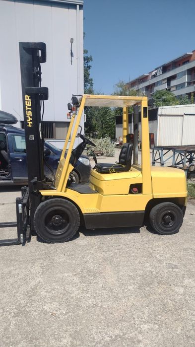 Închiriere stivuitor încarcare descarcare marfa motostivuitor