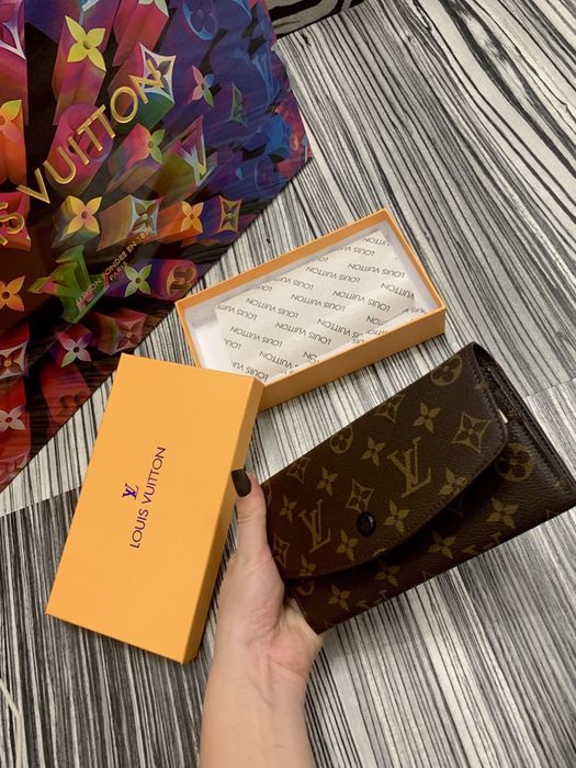 Portofel Louis Vuitton dama:Colecția noua/Poze reale:calitate superioa