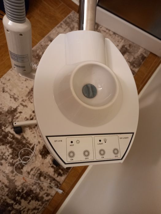 Vând echipamente pentru cosmetică