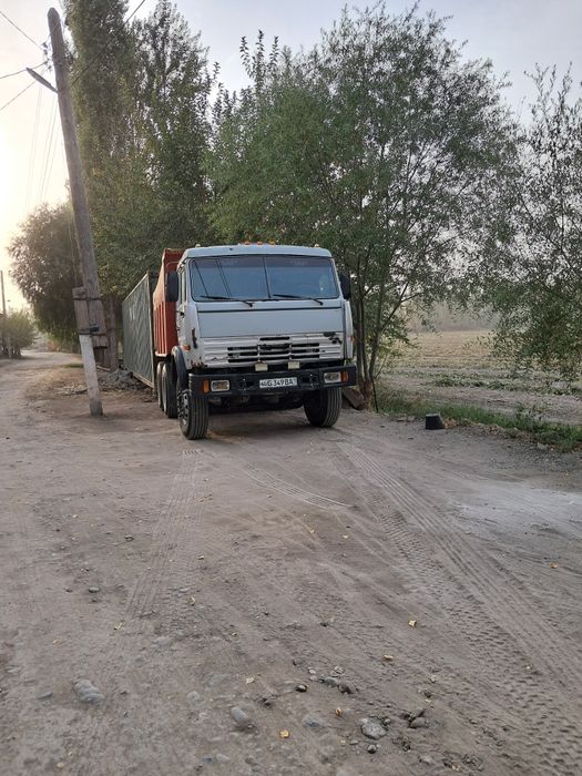 KAMAZ 5511  holati yaxshi iwlab turibdi