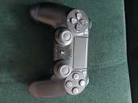 Controler original Sony pentru Ps4 Pro.