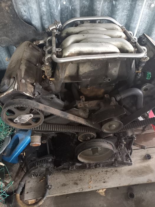 Двигатель на audi 2.6 ABC