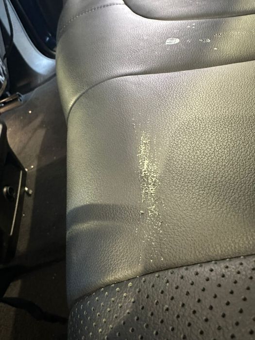 VOPSIT PIELE VOLANE AUTO Vopsim Profesional Pielea Volanului Vopsire