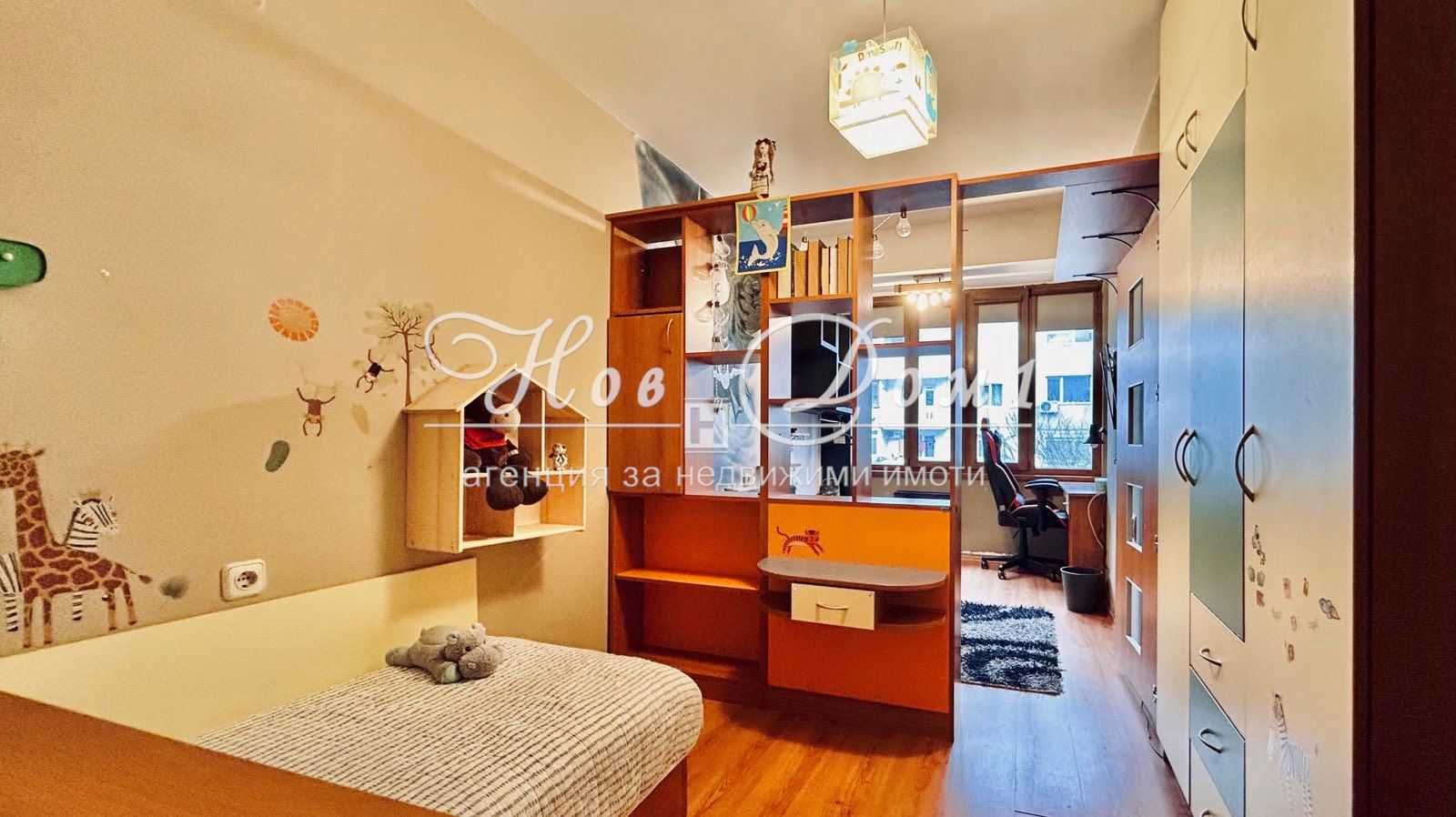 Лятно Кино Тракия - Обзаведен - Днева 40м2 - Спалня 21м2 - Спалня 12м2