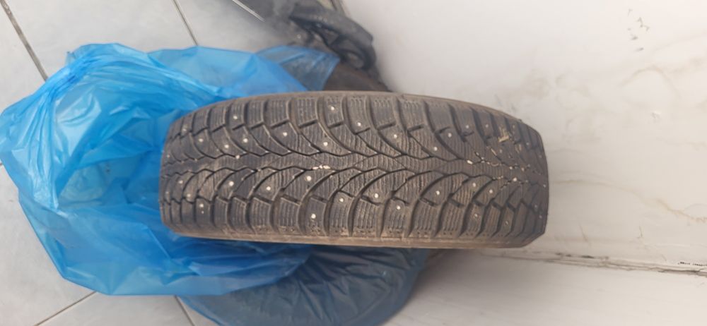Продам автошины 185.65R15