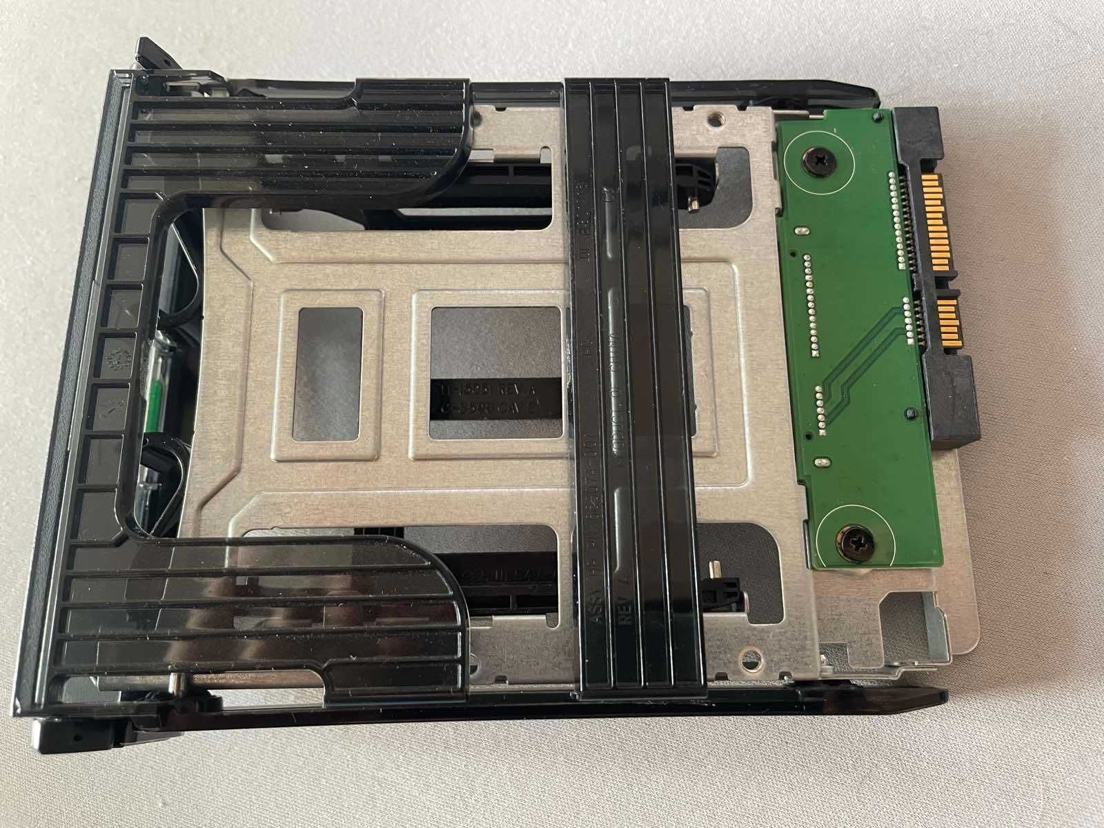 Оригинално чекмедже/кади за SSD диск за HP Z840