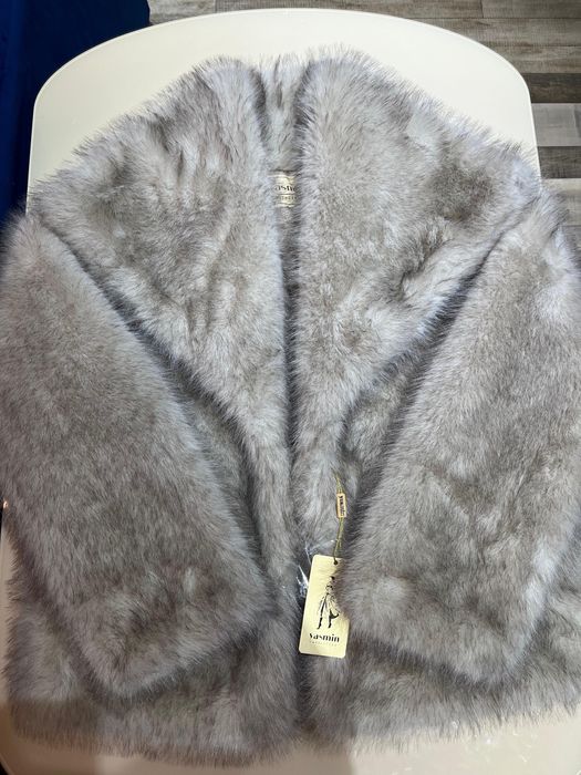 Продам шубу новая