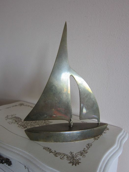 cadou deosebit rar Mid Century Modern Barca cu Panze bronz masiv