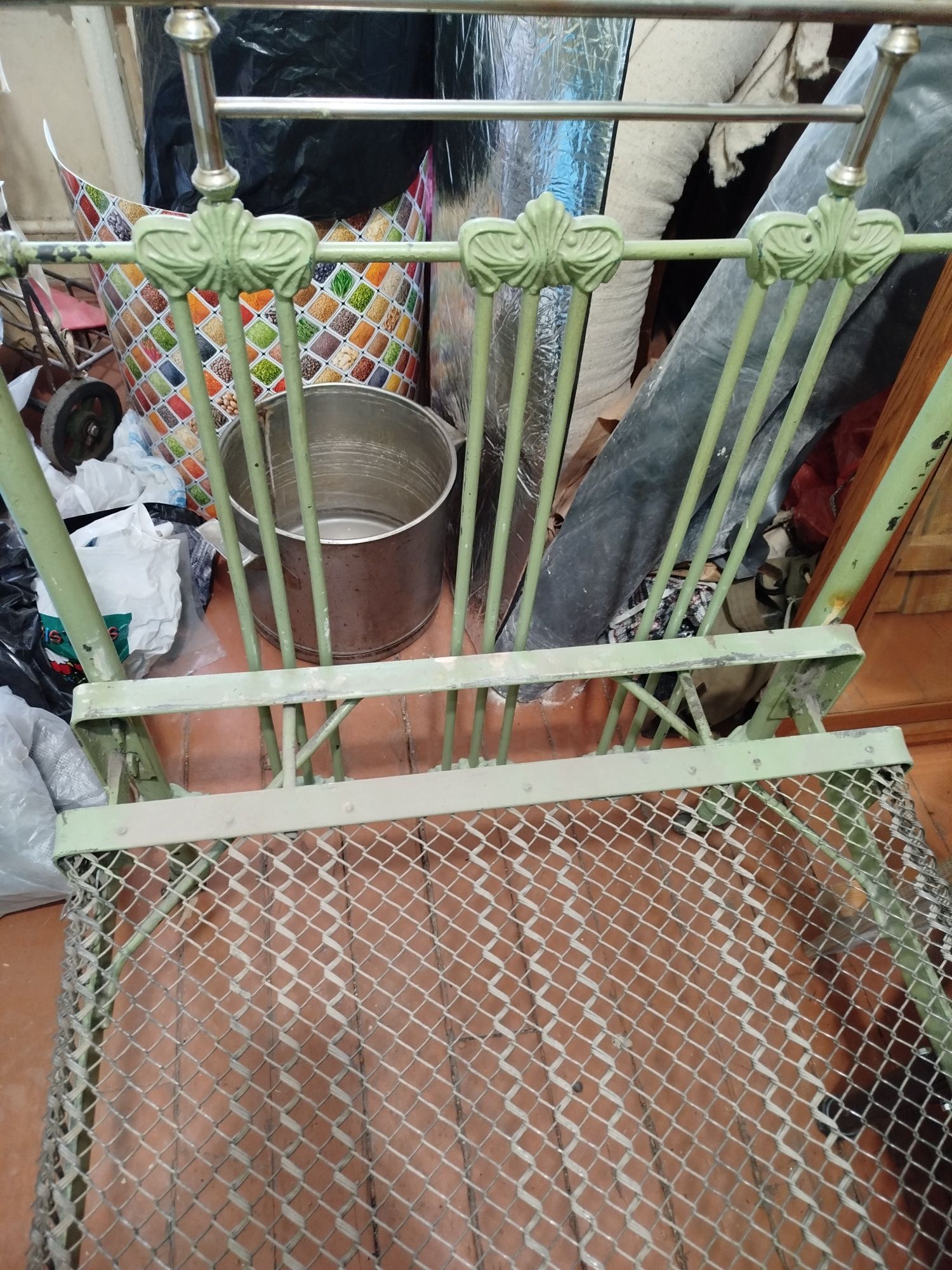 Продам кровать из СССР