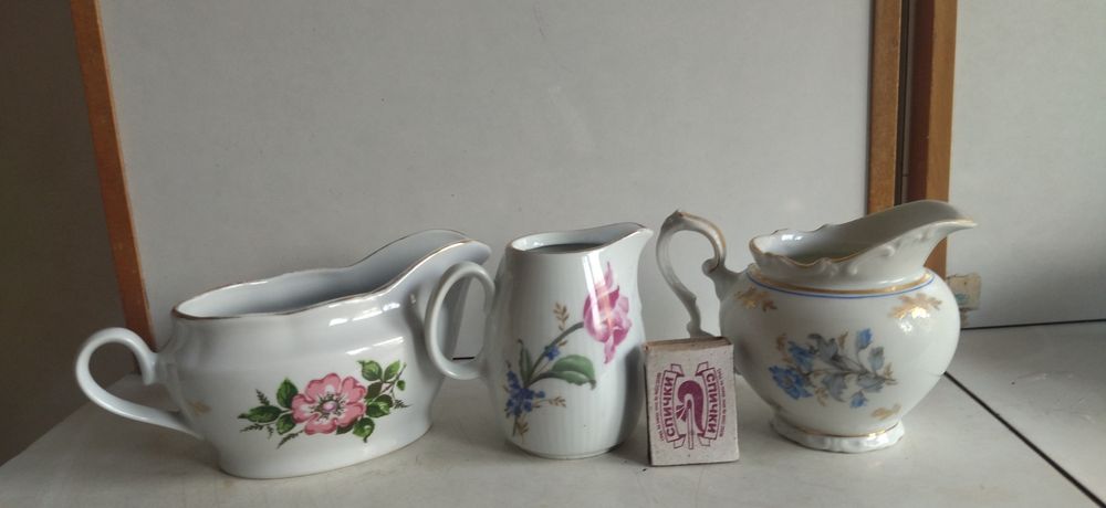 Продаются сливочники  фарфоровые винтажные недорого