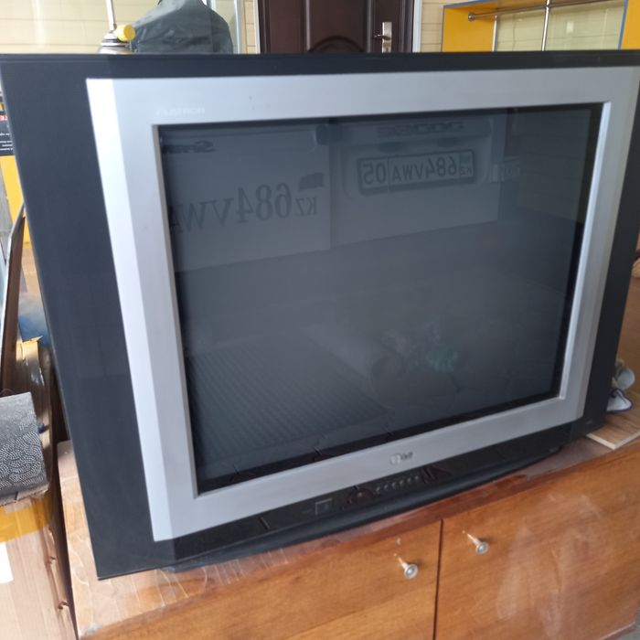 Продам телевизор LG