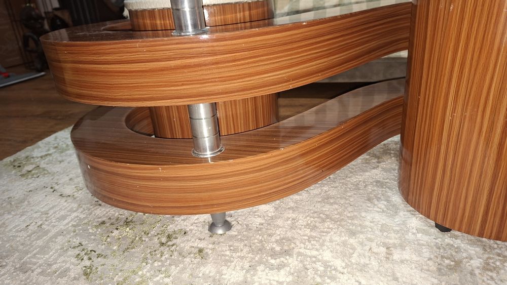 Măsuță pentru cafea cu două scăunele