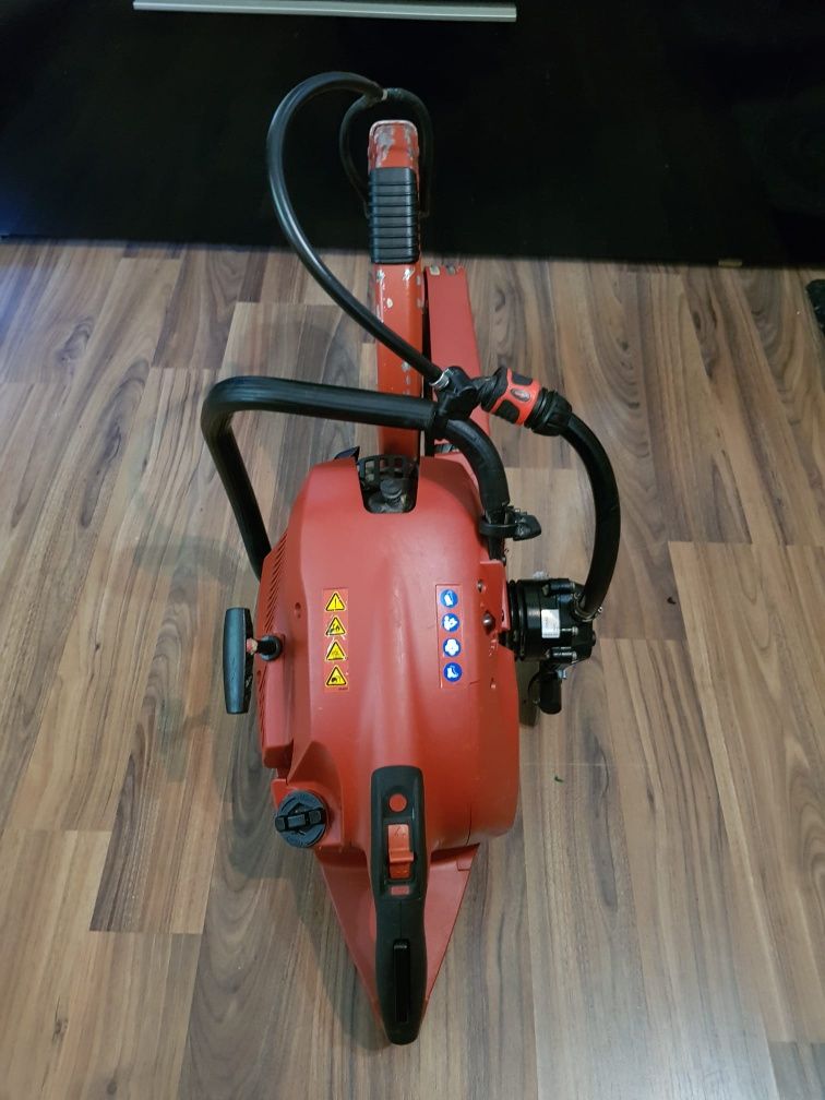 Hilti DSH 700-X,drujbă de tăiat beton,cu pompă de apă,fabricație 2023.