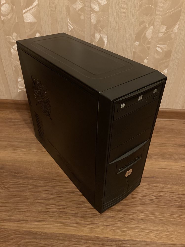 Продам компьютер xeon e5420 ram4 gb vgaintel  hdd500