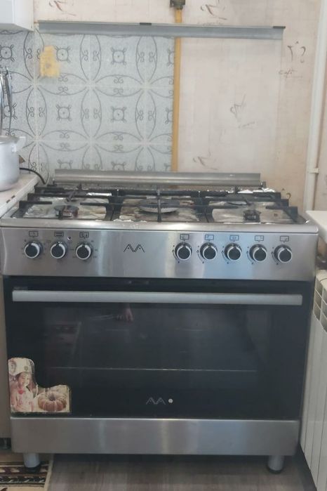 Газ плита и холодильник